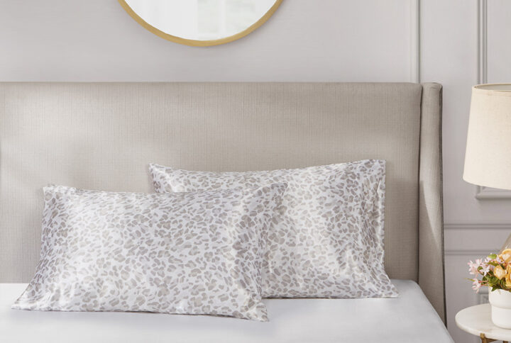 Treat yourself and your bedroom with the elegance of these luxury pillowcases. These wrinkle free satin pillowcases are silky smooth to the touch and feature a glamorous leopard animal print that elevates the style and comfort of your bed. Gentle on your skin and hair