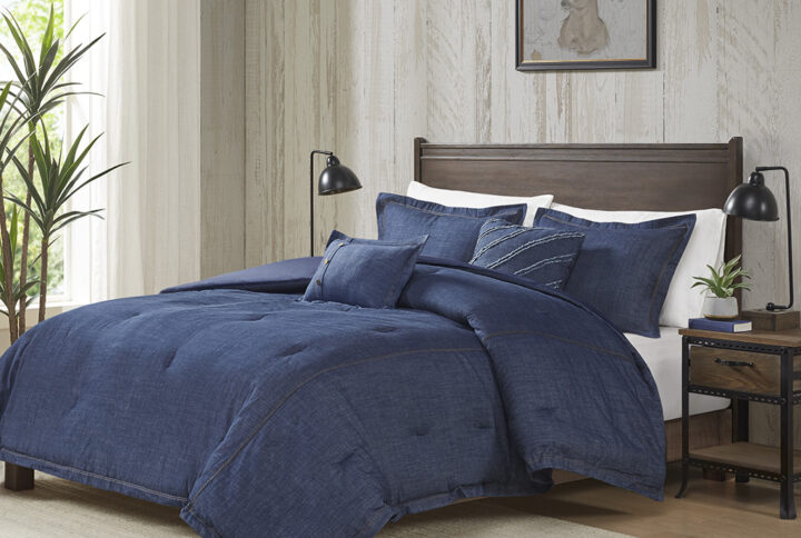 The Woolrich Perry Denim Comforter Set adds the casual comfort of your favorite pair of jeans to your bedroom décor. Overfilled and oversized for incredible warmth and softness