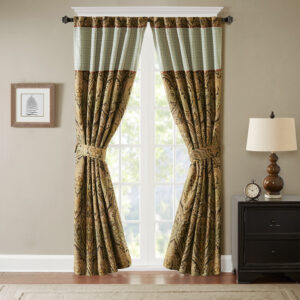 Hampton Hill Canovia Springs is a classic and traditional damask window panel which will be the perfect finishing touch to your bedroom. This luxurious window panel features an all over medallion damask jacquard design in rich colors of blue and soft brown in a unique weave to let the pattern shine. Finished with a rod pocket top for easy hanging