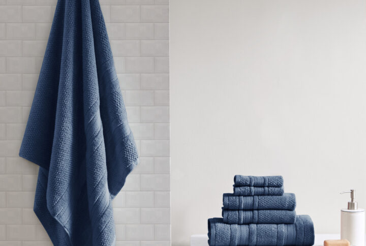 Our Madison Park Essentials Adrien Super Soft 6 Piece Cotton Towel Set introduces a simple and stylish update to your bathroom. This light weight performance cotton towel set features a zero twist construction making it incredibly soft and durable