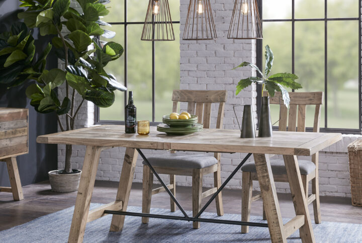 Transform your home into a rustic retreat with the INK+IVY Sonoma Dining Set. With its simple design and expert craftsmanship