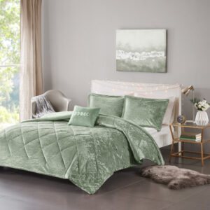 Create a luxuriously comfortable and lush bedroom space with the Intelligent Design Felicia Velvet Duvet Cover Set. The crushed velvet