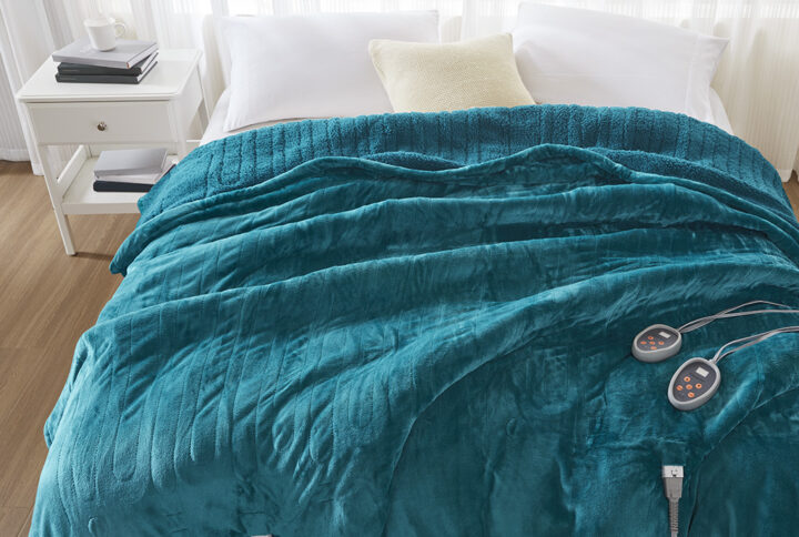 Sleep in ease in our Beautyrest Heated blanket with Secure Comfort Technology