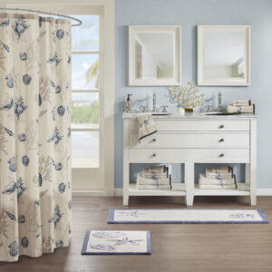 The Madison Park Bayside Cotton Tufted Runner adds the perfect coastal touch to your bathroom decor. Made from 100% cotton