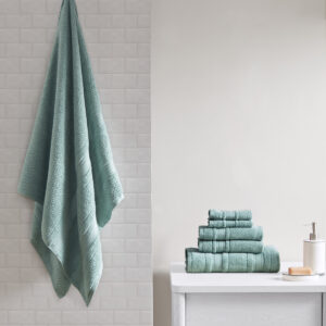 Our Madison Park Essentials Adrien Super Soft 6 Piece Cotton Towel Set introduces a simple and stylish update to your bathroom. This light weight performance cotton towel set features a zero twist construction making it incredibly soft and durable