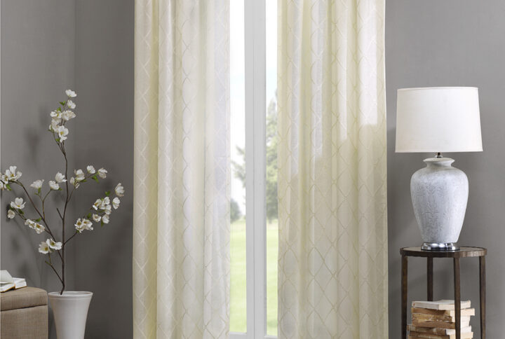 Madison Park’s Irina Diamond Sheer Window Curtain provides an alluring update to your home. An elegant diamond pattern is beautifully embroidered on a soft sheer fabric