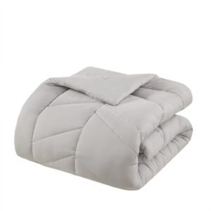 which features a plush 350gsm polyester fill that will wrap you in softness. The soft