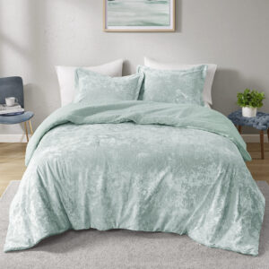 The luxurious Intelligent Design Mira velvet comforter set features a soft and cozy sherpa reverse that lets you snuggle up in style and comfort. The crushed velvet fabric will make your bedroom look and feel like a dream