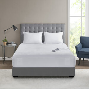 Sleep comfortably and stay warm on those cold nights with the Serta Plush Heated Mattress Pad. This heated mattress pad features an ultra-soft plush top with a quilted pattern to create a soft cozy feel that evenly distributes the warmth. The controller provides 10 heat settings to easily find your preferred comfort level