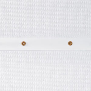 while decorative wood buttons provide a casual and modern touch. Machine washable for easy care