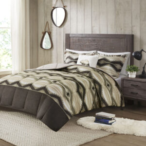 This comforter set features a southwest-inspired design