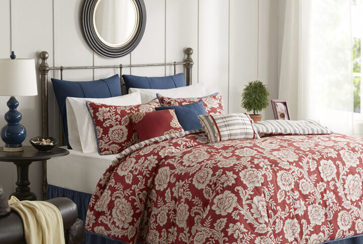 The Madison Park Lucy 9 Piece Cotton Twill Reversible Duvet Cover Set offers a cozy cottage update to your bedroom. This cotton twill duvet cover features a floral motif in a classic color scheme that flips to a complimentary striped pattern on the reverse. Two coordinating shams flaunt the same pattern as the duvet cover