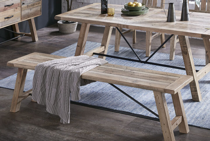 Transform your home into a rustic retreat with the INK+IVY Sonoma Dining Bench. Made from solid pine wood