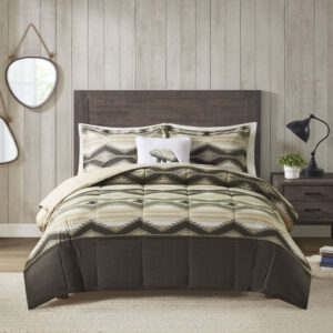 constructed of softspun material which has a flannel-like feel for year-round comfort. The bold pattern makes this bedding the perfect statement piece for your bedroom. The set is complete with comforter