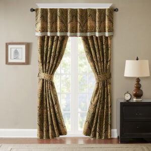 this luxurious Hampton Hill Canovia Springs Window Valance will be a great addition to your window. The valance features features an all over medallion damask jacquard design in rich colors of blue and soft brown in a unique weave to let the pattern shine. Single