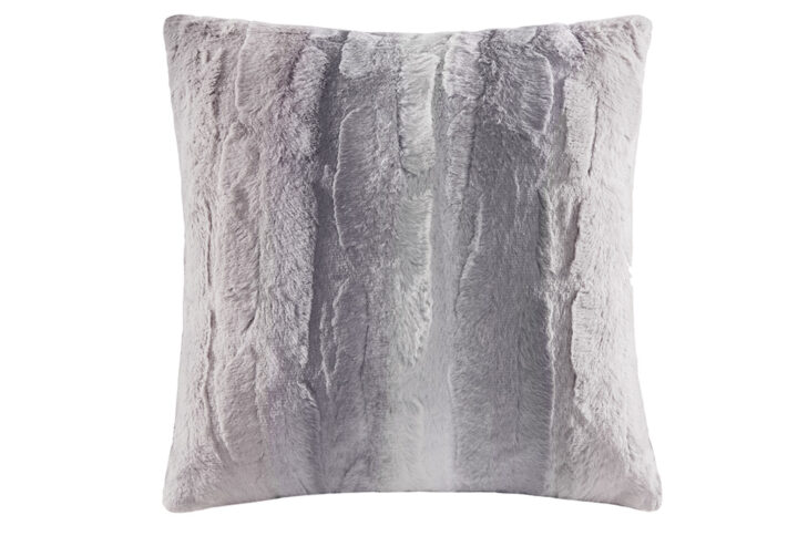 The Madison Park faux fur square pillow is the perfect combination of style and simplicity. It can be used in any room for a sophisticated update. Reverses to an ultra soft solid lux micro fur.