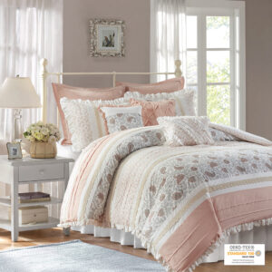 The Madison Park Dawn 9 Piece Cotton Percale Comforter Set offers a shabby chic update to your bedroom decor. A paisley print is featured on the cotton comforter with pintucked fabric separated by lace taping embellishments. Around the edge