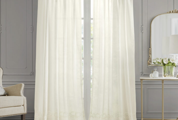 This soft and lightweight curtain has a linen-like feel to the touch and adds grace and charm to your home environment. The premium semi-sheer fabrication provides privacy while letting in lots of light and fresh air. The link pattern beautifully embroidered on the bottom elevates the texture and creates a subtle style to decorate your room in a classic and elegant way.