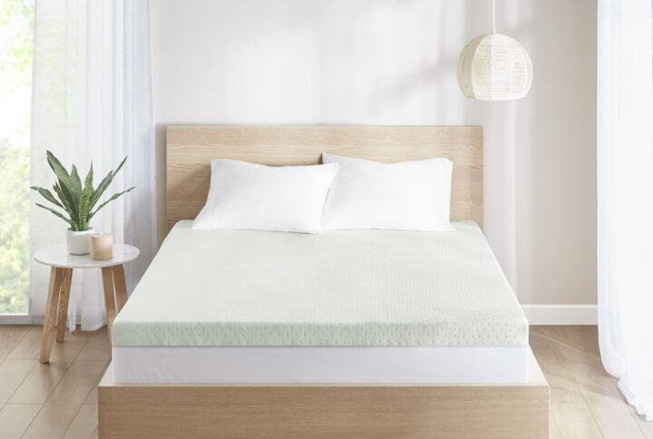 The Clean Spaces 3" Green Tea Foam Topper with Cooling Removable Cover provides eco-friendly and durable comfort to your bed. Made from soft comforting memory foam