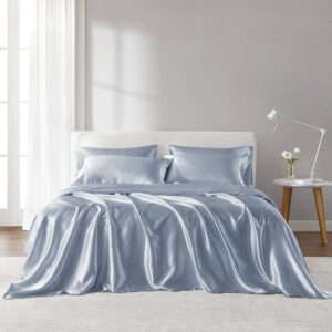 Fall asleep in smooth and luxurious comfort with our wrinkle-free satin sheets. These satin sheets are gentle on your skin and hair