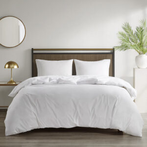 The Sleep Philosophy Bed Guardian comforter cover helps protect your comforter from stains while forming a barrier between you and dust mites