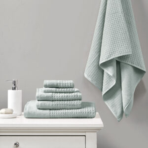 Our Madison Park Spa Waffle Cotton Towel 6 Piece Set provides the perfect textured update to your bathroom decor. This 100% cotton towel set features an all-over waffle combed jacquard design for a rich texture