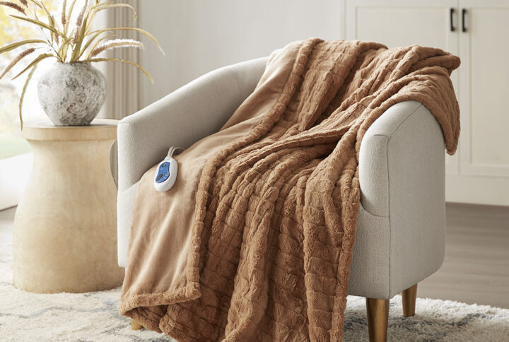 Our heated throw utilizes state of the art Secure Comfort heated technology that adjusts the temperature of your throw based on overall temperature