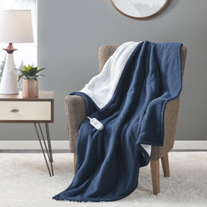 The Serta Fleece to Sherpa Heated Throw offers incredible comfort and warmth to keep you extra cozy while relaxing on your sofa. This heated throw features an ultra-soft fleece face with a cozy Sherpa reverse