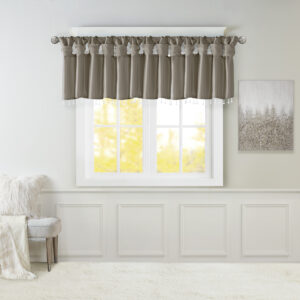 Give your home a decorator’s touch with the Madison Park Emilia Window Valance. Made from a faux silk fabric