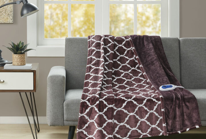 Our heated throw utilizes state of the art Secure Comfort heated technology that adjusts the temperature of your throw based on overall temperature