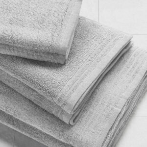 while the zero twist terry construction allows for the towels to dry quickly. Each towel is finished with an Ultra Fresh anti-microbial treatment for quality health and comfort - providing odor control