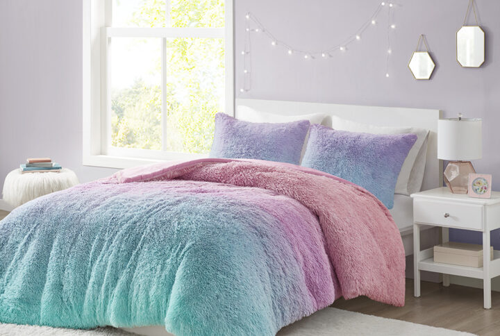 Add a cozy and stylish update to your bedroom with the Mi Zone Primrose ombre shaggy faux fur comforter set. The ultra soft comforter features a pink