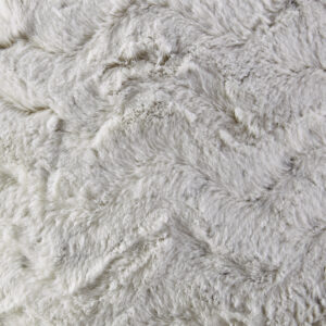 The Madison Park faux fur square pillow is the perfect combination of style and simplicity. It can be used in any room for a sophisticated update. Reverses to an ultra soft solid lux micro fur.