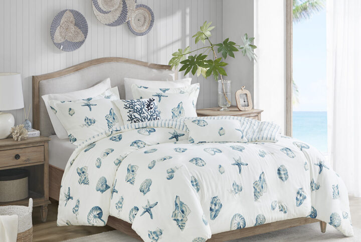 Bring a sense of the sea side into your home with this beautiful