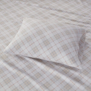 perfect for cold winter nights! Featuring a variety of prints these cotton flannel sheets provide a soft and inviting look. Machine washable for easy care. These cotton flannel sheets are also OEKO-TEX certified