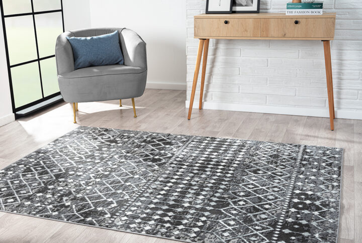 Add a fashionable style to your living space with the Madison Park Hannah Moroccan Area Rug. This machine woven