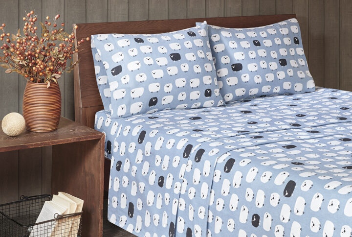 Stay warm and cozy through the night with this incredibly soft cotton flannel sheet set. Featuring fun novelty and classic prints