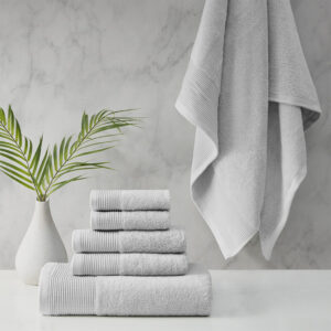 Refresh your bathroom with the luxurious and eco-friendly Beautyrest Nuage Tri Blend Antimicrobial 6 Piece Towel Set. This 600gsm premium quality towel set has a natural sheen and a soft