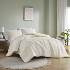 The Wyatt jersey comforter set features a unique knitted striped pattern in various widths for a modern look. Its soft texture and pieced heathered fabric add a casual and contemporary feel to your bedroom