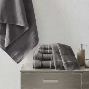 Elevate your bathroom decor with the luxuriously soft and indulgent comfort of our Madison Park Turkish cotton bath towel set. MADE IN TURKEY. These oversized cotton towels are made from smooth low-twist yarns with 600gsm weight