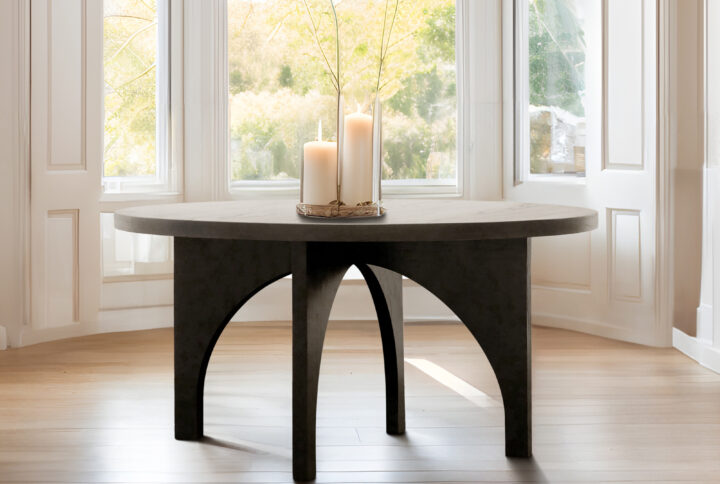 Transform your eating space with the Chapel Hill Grayson round dining table. In beautiful black solid wood with wire brushed veneers