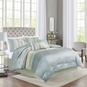 Amherst’s modern color blocked design is a simple way to add style to your room. This comforter is covered in larges stripes in shades of green and blue. Made from polyester jacquard and a brushed fabric reverse this comforter is soft to the touch and is machine washable for easy care. The comforter set includes two matching king shams and three decorative pillows that accent the color blocked look.