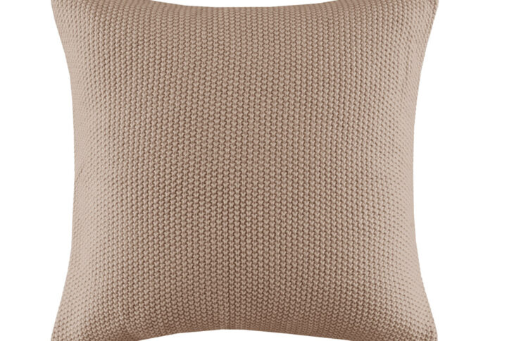 The INK+IVY Bree Knit Square Pillow Cover offers a simple and cozy addition to your living room decor. This knit pillow cover is made from ultra-soft acrylic to create a casual cottage look. A hidden zipper closure provides a clean finished edge to the design. Machine washable for easy care