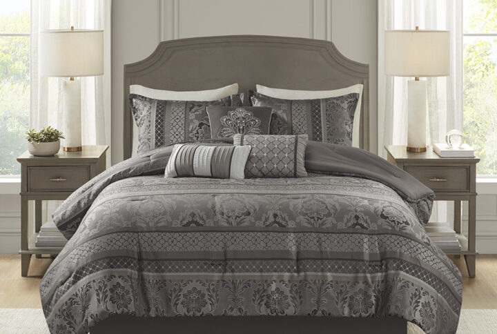 The Madison Park Bellagio 7 Piece Comforter Set offers a luxurious update to your room. Made from polyester jacquard