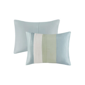 Amherst’s modern color blocked design is a simple way to add style to your room. This comforter is covered in larges stripes in shades of green and blue. Made from polyester jacquard and a brushed fabric reverse this comforter is soft to the touch and is machine washable for easy care. The comforter set includes two matching king shams and three decorative pillows that accent the color blocked look.