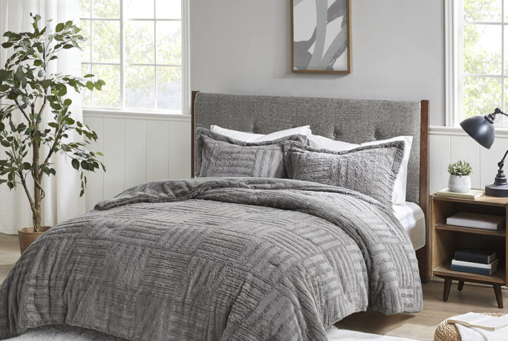 Add warmth and comfort to your bed with the Arctic faux fur down alternative comforter. The faux fur is incredibly soft and smooth and features a checkboard design for added texture and dimension. The set includes 2 shams (1 sham for T size) and is machine washable for easy care. This comforter set is also OEKO-TEX certified