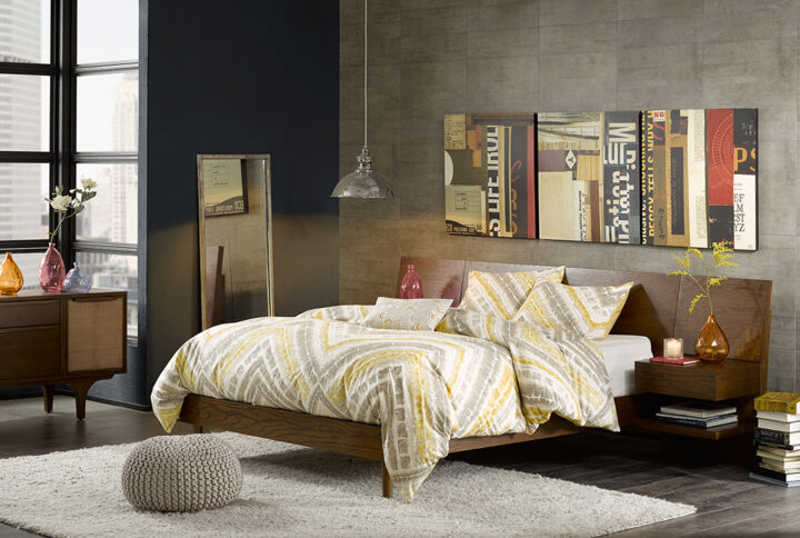 Form follows function in our sleek Clark bedroom set that comes complete with 2 attached nightstands. Cantilevered nightstand boxes slide forward to reveal hidden storage. Our low headboard creates a perfect gallery to display your favorite wall décor. Bed will be shipped in 4 cartons. Assembly required.