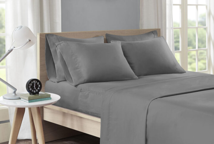 Keep your devices close by with the Intelligent Design Microfiber Sheet Set with Side Storage Pockets. This soft and smooth microfiber sheet set is naturally wrinkle-free and provides the perfect comfort and functional style for your room. The fitted sheet features elastic plastic on both sides that help organize your cell phone