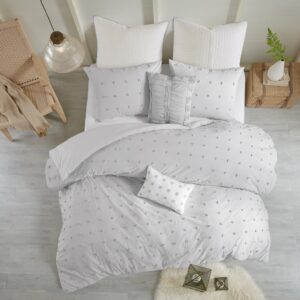 The Urban Habitat Brooklyn Cotton Jacquard Duvet Cover Set features small tufted chenille dots that create a fresh shabby chic look. This duvet cover set brings a soft and charming update to your bedroom