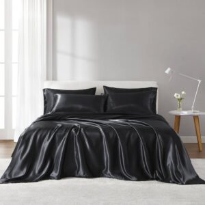 Fall asleep in smooth and luxurious comfort with our wrinkle-free satin sheets. These satin sheets are gentle on your skin and hair